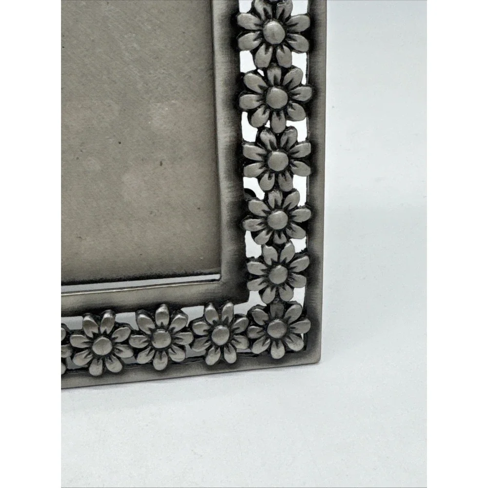 Pewter Flower 4.5